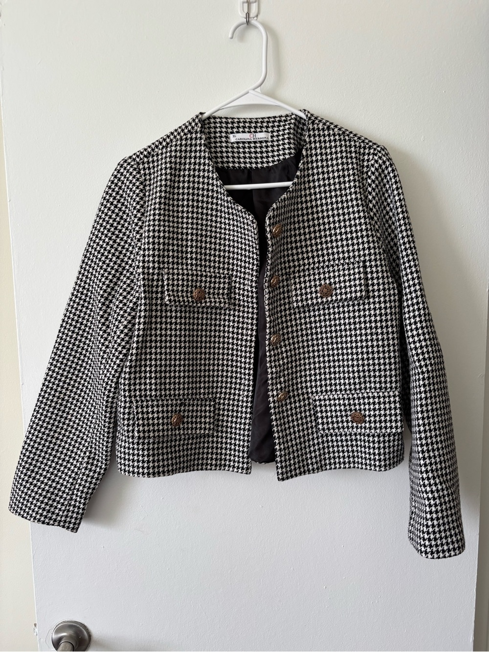 Carolina Herrera Black & White Houndstooth Collarless Blazer
